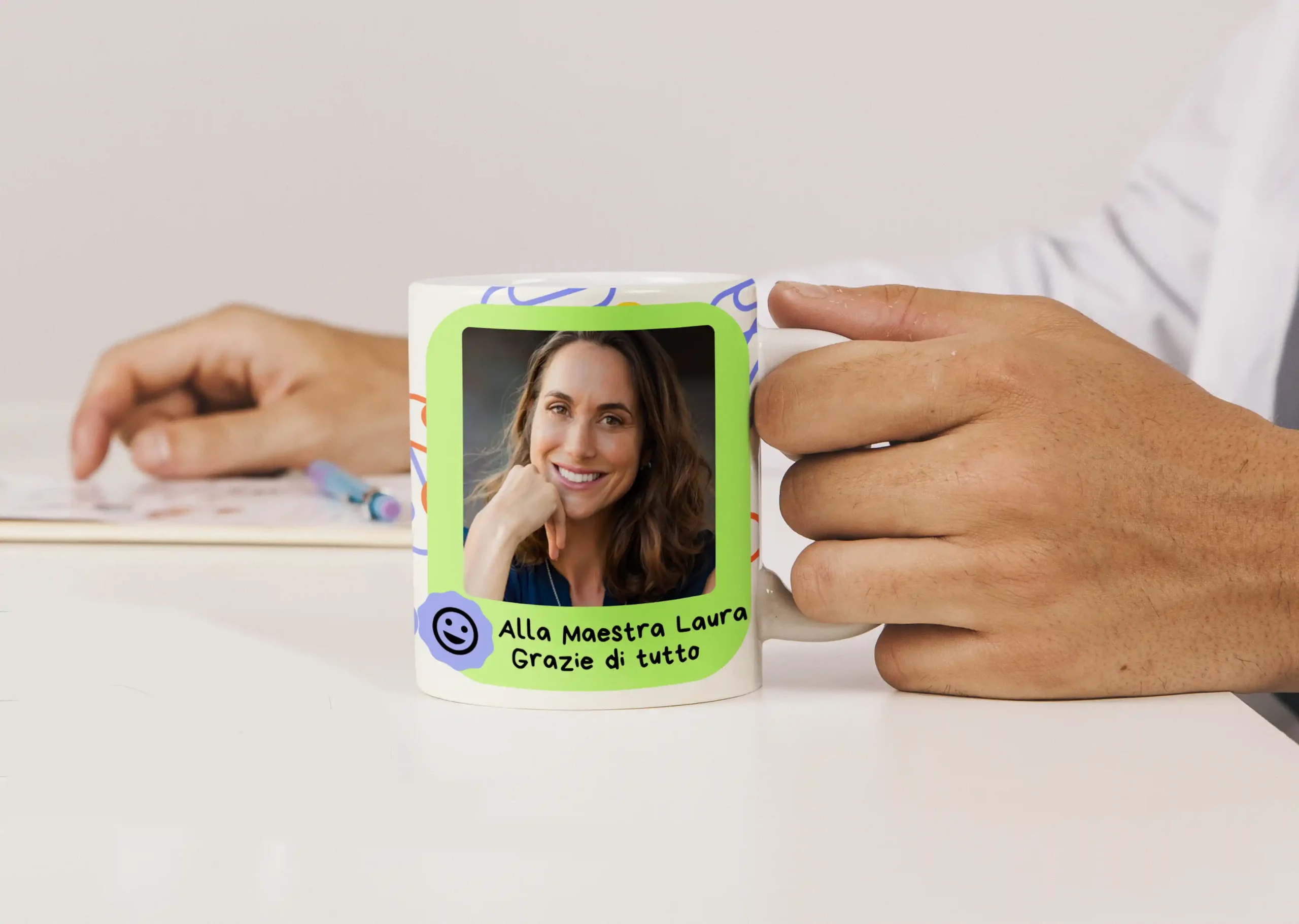 Tazza Personalizzata con Foto e Dedica – Speciale Fine Anno per Insegnanti - immagine 5